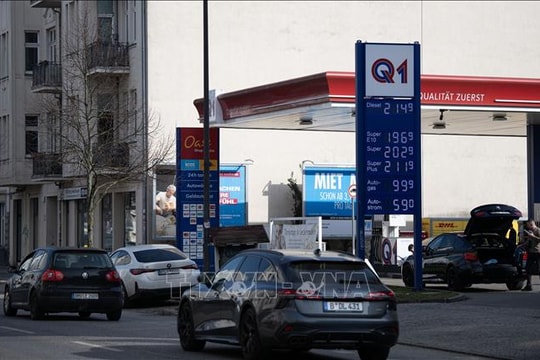 Đức tung gói hỗ trợ giá nhiên liệu 1,6 tỷ euro