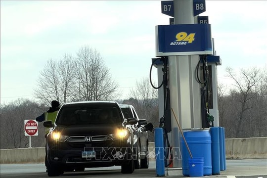 Giá dầu và khí đốt có thể vẫn ở mức cao trước bầu cử giữa kỳ tại Mỹ