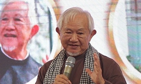 Giáo sư Phan Văn Trường: Đọc sách để tìm thấy chính mình