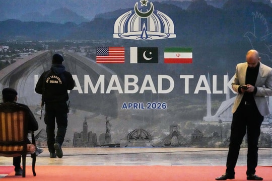 21 giờ Iran - Mỹ đàm phán xuyên đêm ở Pakistan