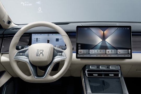 Hãng xe Trung Quốc một năm ra mắt 200 bản cập nhật phần mềm