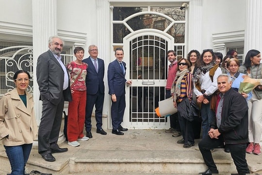 Tây Ban Nha mở lại đại sứ quán ở Iran