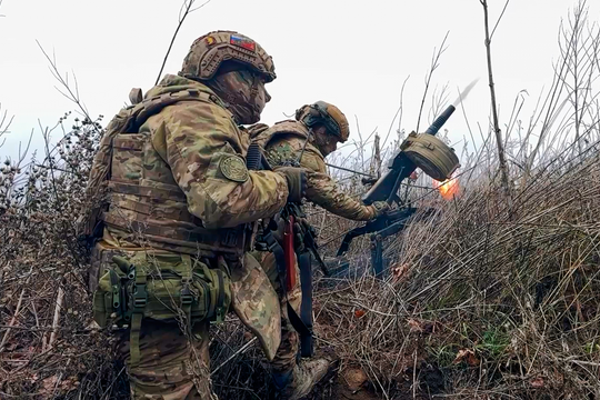 Nga - Ukraine tố nhau vi phạm lệnh ngừng bắn hàng nghìn lần