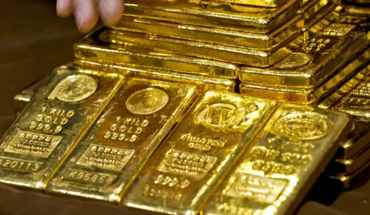 Giá vàng hôm nay (13/4): Đầu tuần, giá vàng thế giới rơi thẳng đứng, vàng miếng SJC và nhẫn giảm sâu