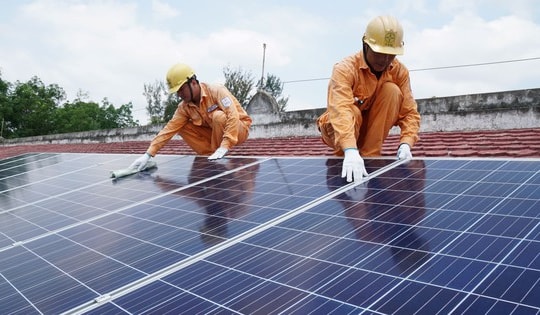 Lắp điện mặt trời mái nhà "tự dùng" có đấu nối từ 25-5: Không báo bị phạt thế nào?