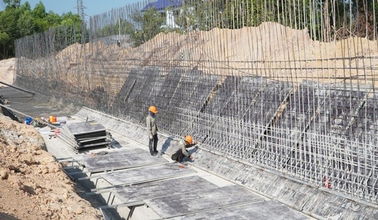 Dự án cấp điện cho APEC 2027 ở Phú Quốc có nguy cơ chậm tiến độ vì thiếu mặt bằng