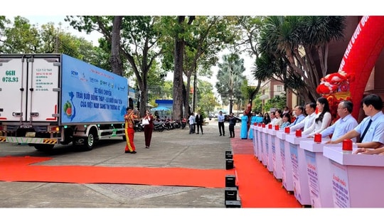 Đồng Tháp xuất khẩu lô bưởi đầu tiên sang Úc