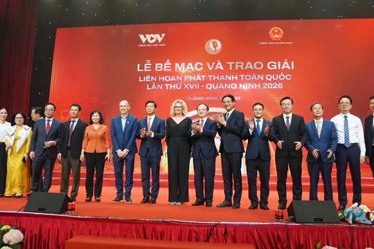 Trọn vẹn cảm xúc đêm bế mạc Liên hoan Phát thanh toàn quốc lần thứ XVII