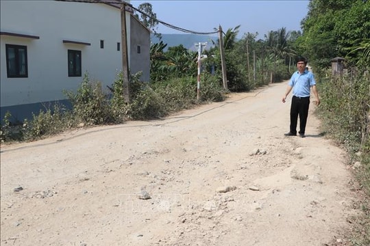 Bất cập hoàn trả đường dân sinh trong thi công cao tốc Quảng Ngãi - Hoài Nhơn