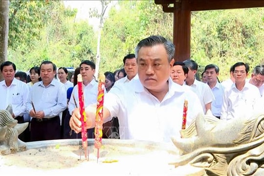 Ủy ban Kiểm tra Trung ương tri ân các Anh hùng liệt sĩ tại Trung ương Cục miền Nam