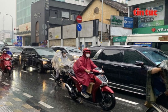 TP Hồ Chí Minh giảm nhiệt, dự báo có mưa trong những ngày tới
