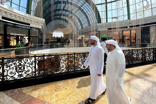 Hàng xa xỉ thất thu ở Trung Đông vì chiến sự