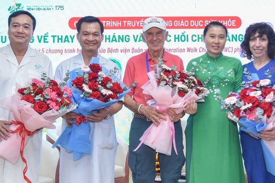 Trở lại đời thường sau nhiều năm hoại tử khớp ở tuổi 30