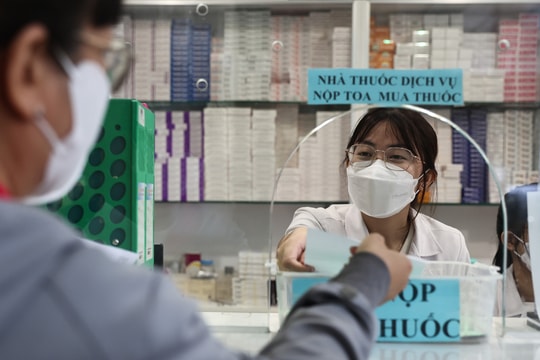 Kháng sinh sẽ thành 'thuốc vô dụng' nếu dùng bừa bãi