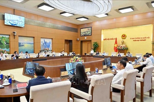 Đề xuất thí điểm chế định luật sư công trong 2 năm