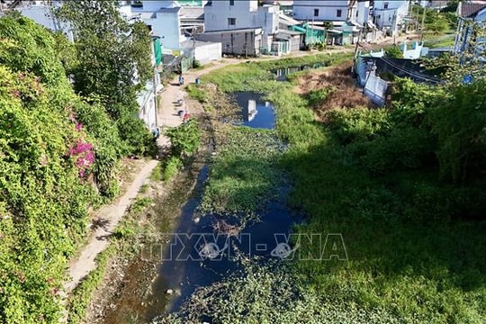 Kết luận của Bộ Chính trị về tiếp tục tháo gỡ khó khăn, vướng mắc cho các dự án tồn đọng kéo dài