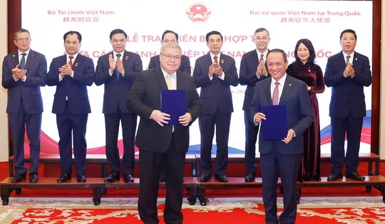 Vietnam Airlines ký thỏa thuận 50 triệu USD với đối tác Trung Quốc