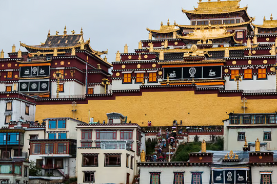 Các điểm đến Trung Quốc hút khách Việt dịp Giỗ Tổ và 30/4