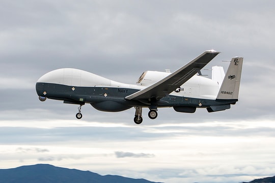 Mỹ xác nhận mất UAV hơn 200 triệu USD