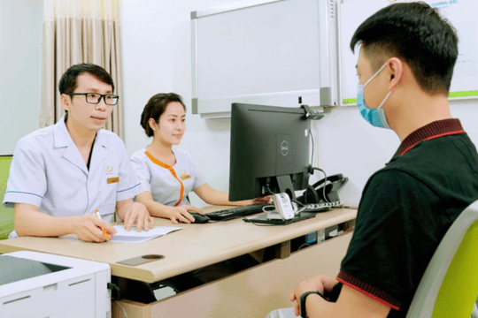 Người đàn ông vô tinh do hội chứng Klinefelter có con sau 7 năm mong đợi