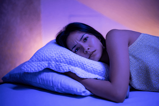 Tắt điều hòa giữa đêm: Tiết kiệm điện hay làm giấc ngủ gián đoạn?