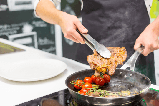 Cách nấu ăn giúp hạn chế các chất gây ung thư hình thành ở nhiệt độ cao