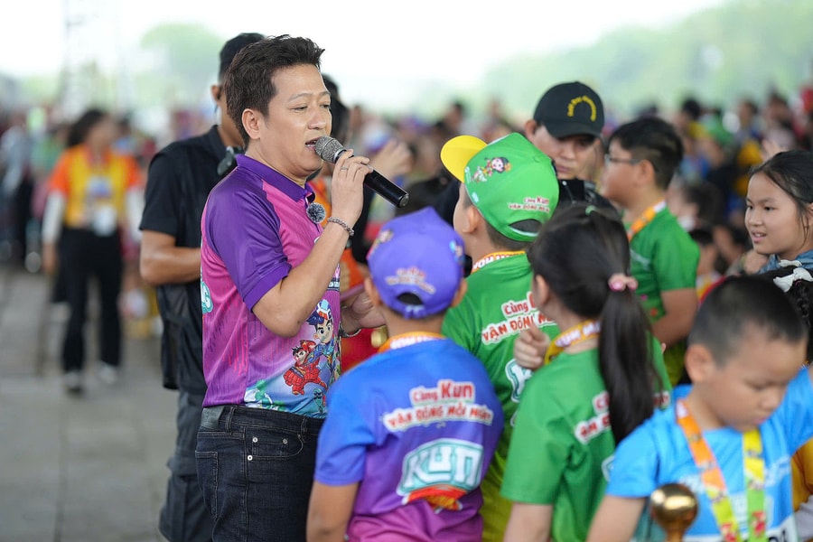 Trường Giang cùng loạt nghệ sĩ tham gia Kun Marathon Nha Trang 2025