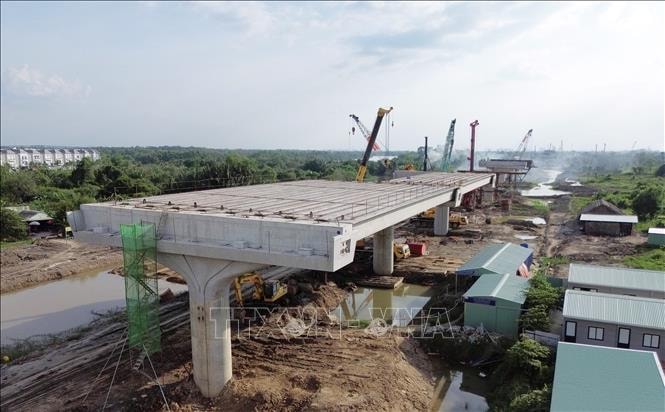 Phó Thủ tướng chỉ đạo gỡ khó tại Dự án đường Vành đai 3 TP Hồ Chí Minh