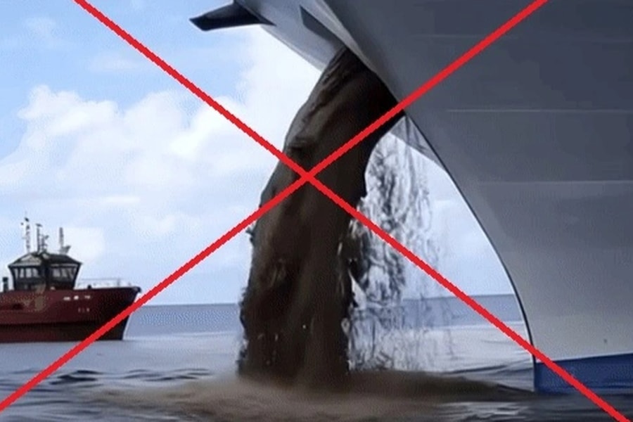 Sự thật về video quay cảnh du thuyền trực tiếp xả chất thải lớn xuống biển