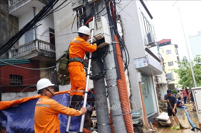 Hóa đơn tiền điện tăng cao: Điện lực miền Bắc lý giải nguyên nhân và hướng dẫn khách hàng