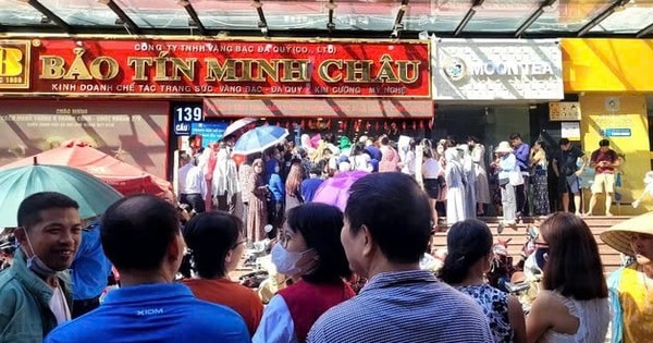 Giá vàng vượt 140 triệu đồng, chuyên gia cảnh báo nóng khi xếp hàng mua vào thời điểm này