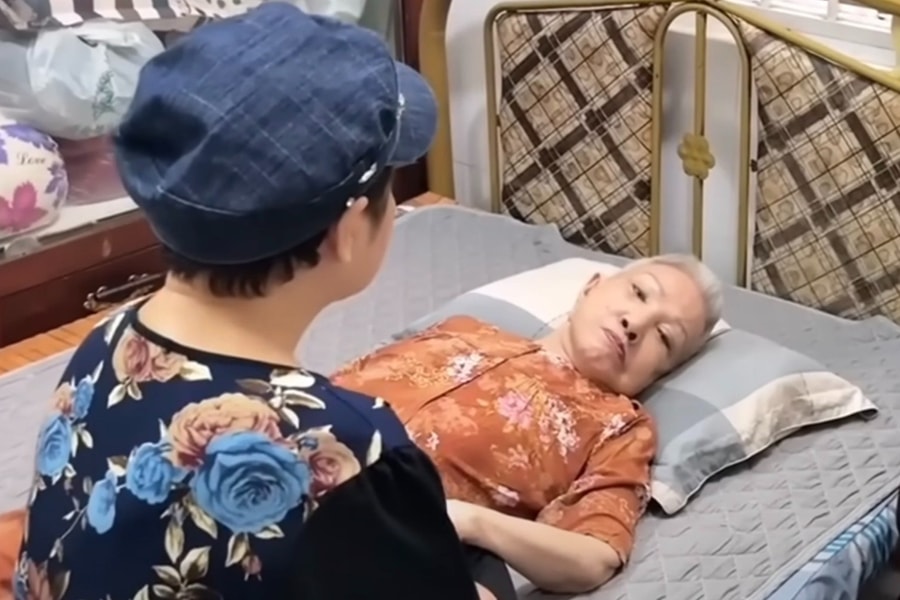 Tình hình sức khỏe của nghệ sĩ Hồng Nga