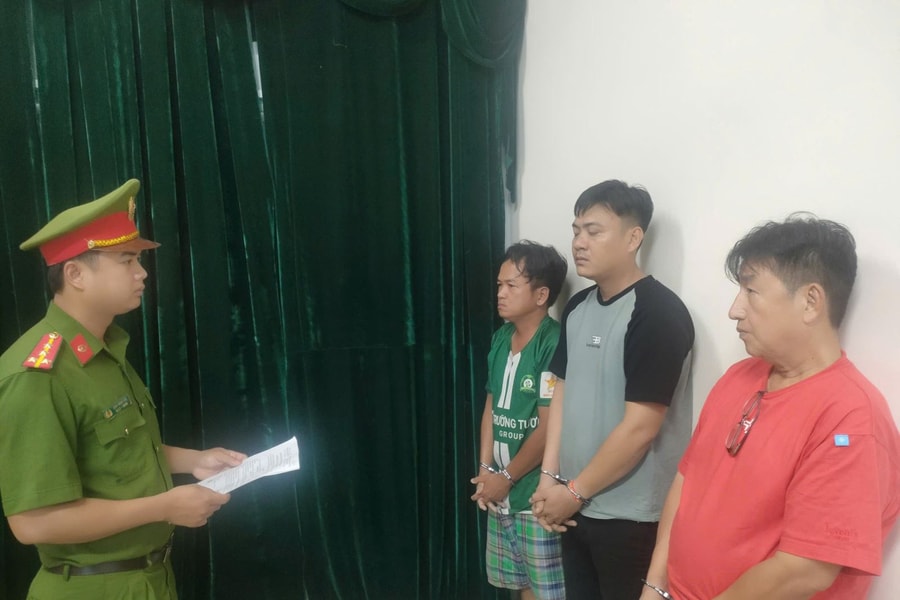 TP Hồ Chí Minh:  Hai nhóm youtuber xô xát, 4 người bị bắt khẩn cấp