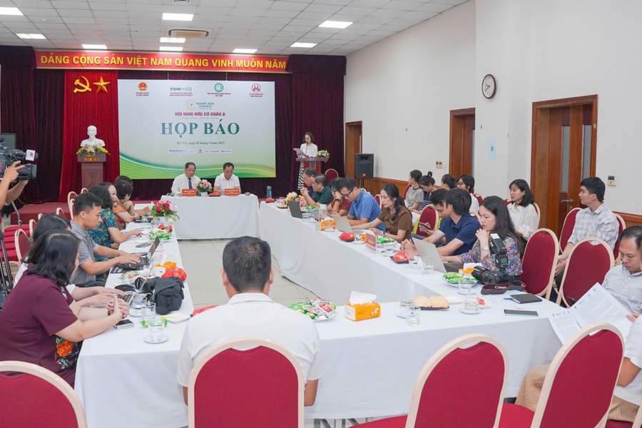 Thúc đẩy phát triển nông nghiệp bền vững, đặc biệt là nông nghiệp hữu cơ