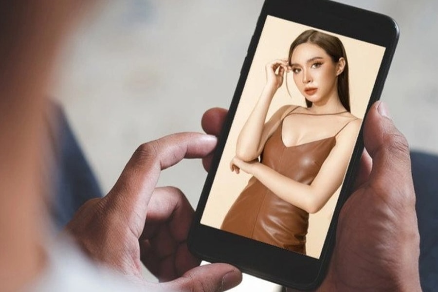 Tôi có sở thích rất bình thường trên điện thoại, vợ lại gay gắt đòi ly hôn