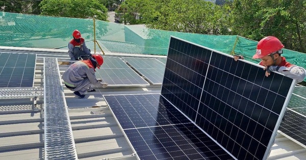 EVN đề xuất xử phạt lắp điện mặt trời mái nhà nếu không đăng ký