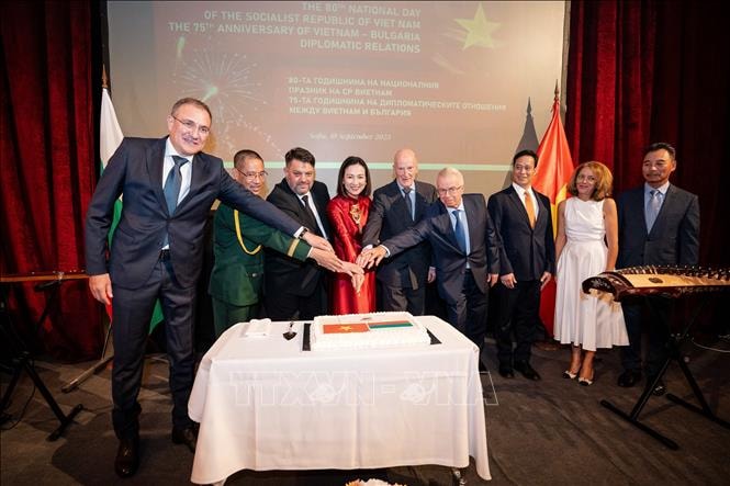 Biểu tượng sinh động cho tình đoàn kết gắn bó, bền chặt Việt Nam - Bulgaria
