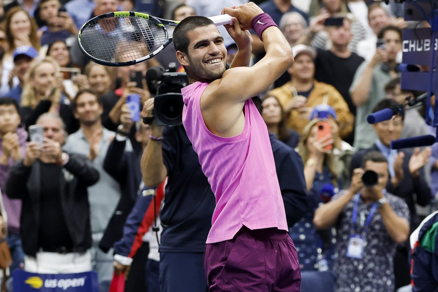 Alcaraz trở lại đỉnh thế giới