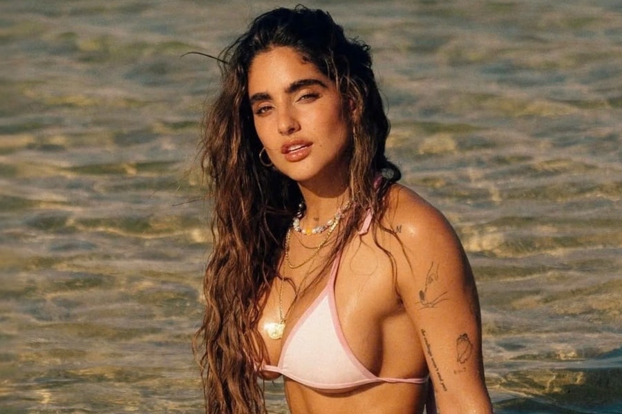 Người đẹp vừa tố bạn trai phát tán video nóng