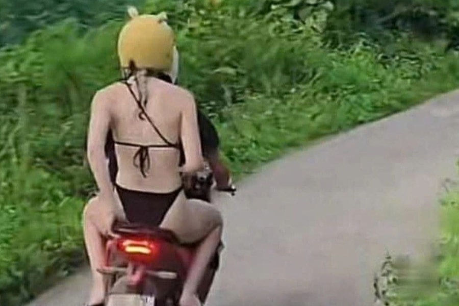 Vụ khách Tây mặc bikini trên đường ở Tuyên Quang: Đơn vị vận chuyển xin lỗi