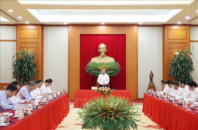 Tổng Bí thư chủ trì làm việc với Ban Thường vụ Đảng ủy Bộ Ngoại giao