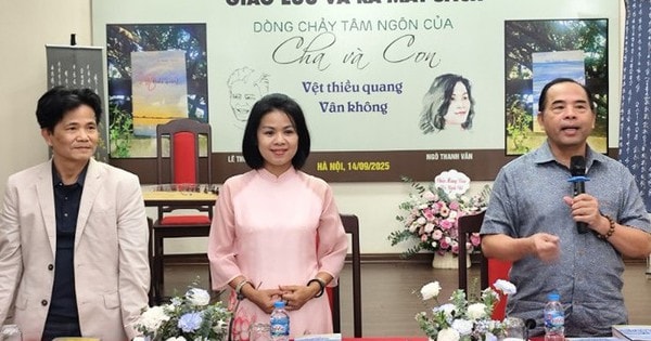 Ra mắt hai tập thơ 'Vệt thiều quang' và 'Vân không'