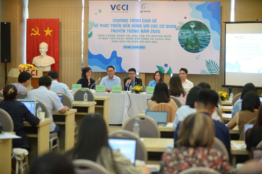 Quản trị nguồn nước vì mục tiêu phát triển bền vững và thích ứng biến đổi khí hậu