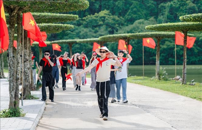 Việt Nam vươn lên trở thành điểm đến hàng đầu của du khách Trung Quốc