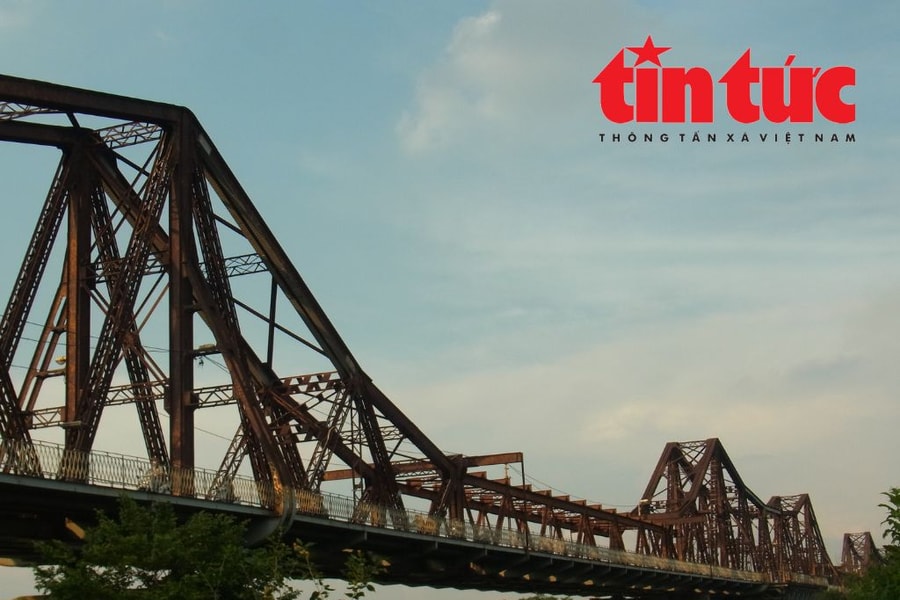 Bảo tồn, phát huy di sản cầu Long Biên gắn với tái thiết không gian đô thị