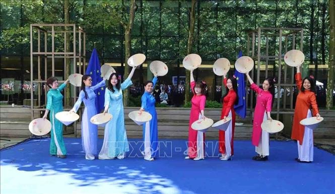 Lần đầu tiên tổ chức Ngày Văn hóa Thế giới tại Hà Nội