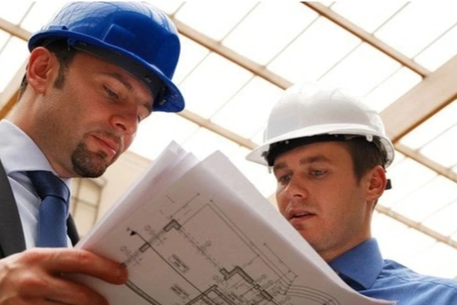 Khẩn trương gia hạn giấy phép lao động cho người nước ngoài tại Việt Nam