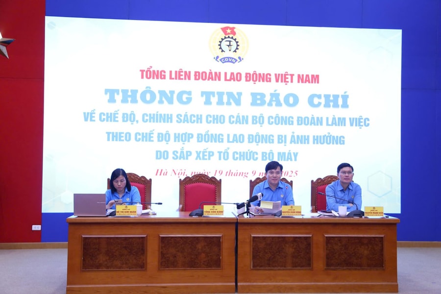 Dự kiến chi khoảng 400 tỷ cho 425 cán bộ công đoàn chuyên trách nghỉ việc sắp xếp bộ máy