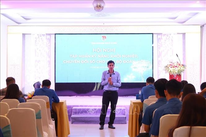 Truyền cảm hứng khởi nghiệp, đổi mới sáng tạo cho giới trẻ