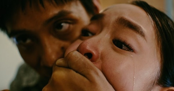 Nhà báo Diễm Quỳnh: Xem 'Tử chiến trên không', tôi vượt qua nỗi sợ bản năng